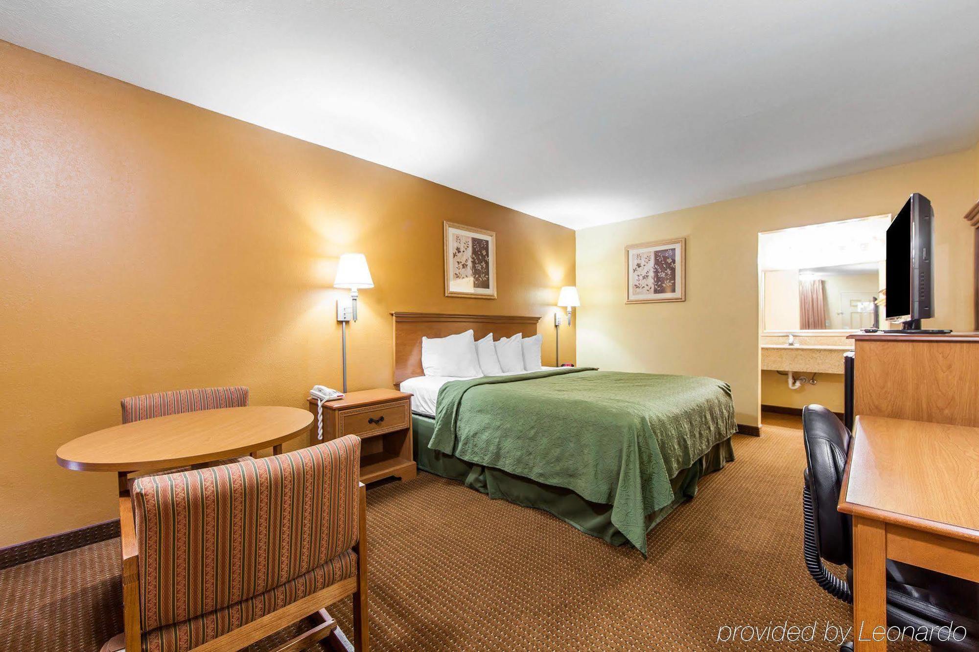 Quality Inn & Suites Κάρτερσβιλ Εξωτερικό φωτογραφία
