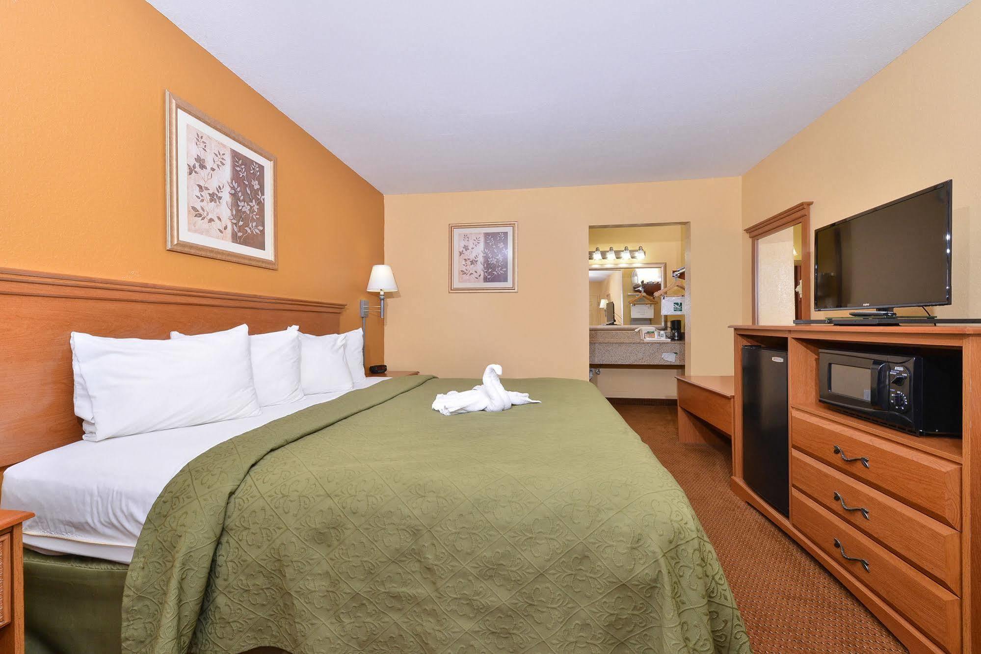 Quality Inn & Suites Κάρτερσβιλ Εξωτερικό φωτογραφία